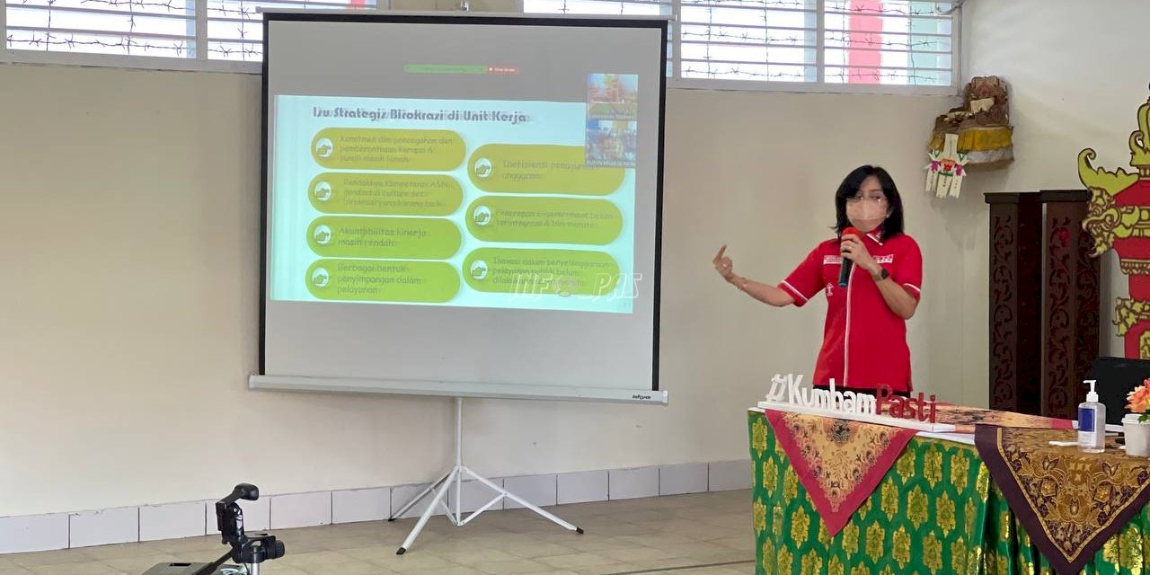 Staf Ahli Menkumham Berikan Penguatan Pembangunan ZI di Lapas Tabanan