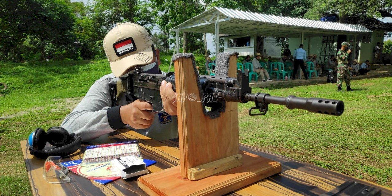 Jajaran Lapas Rangkasbitung Ikuti Pelatihan Menembak