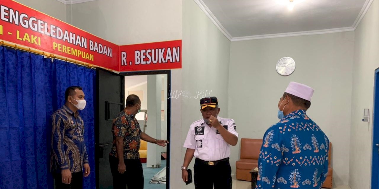 Pastikan Pelayanan Masyarakat, Kakanwil Maluku Kunjungi Rutan Ambon