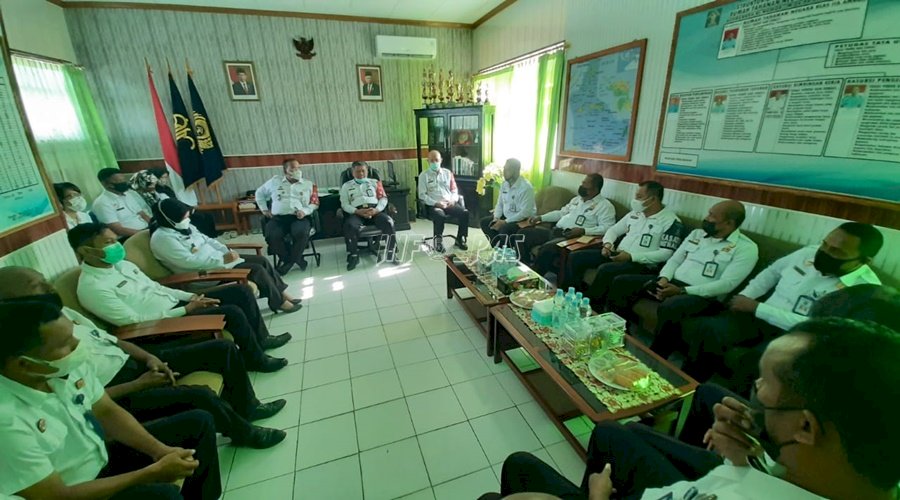 Perkuat SPIP, Kakanwil Maluku Sambagi Rutan & Bapas Ambon