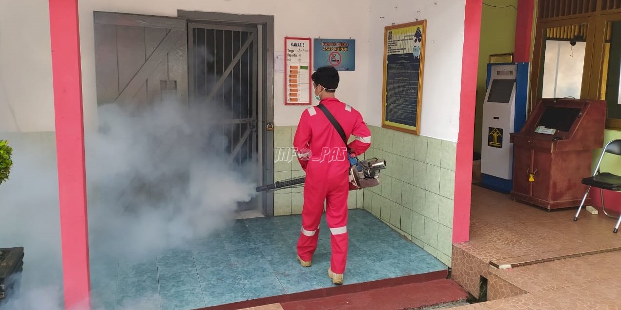 Fogging DBD, Rutan Purbalingga Berselimut Asap Tebal 