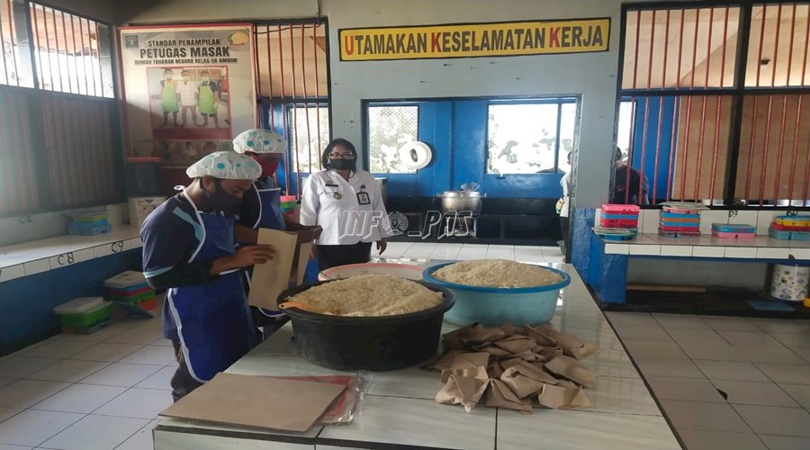 Kasubsi Pelayanan Tahanan Pantau Aktivitas Dapur Rutan Ambon