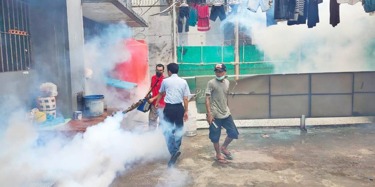 Cegah Bahaya Berbagai Penyakit, Lapas Cipinang Fogging dan Terima Bantuan Suplemen