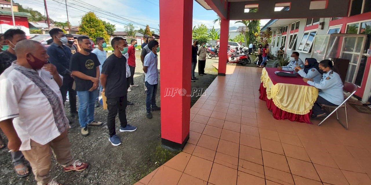 Bapas Ambon Terima 9 WBP Asimilasi di Rumah