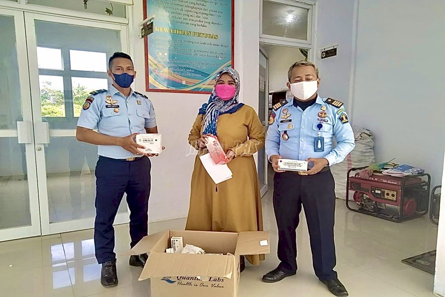 Lapas Namlea Terima Bantuan Obat-Obatan dari Puskesmas Sawa