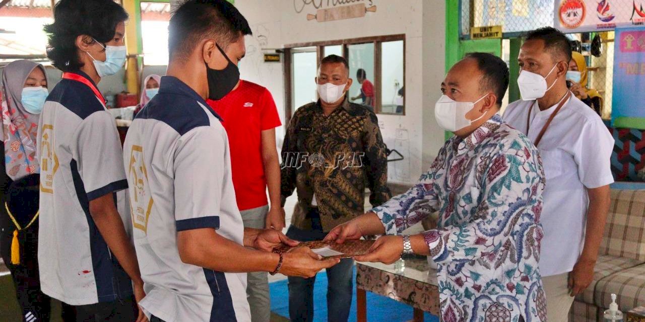 Pelatihan Hidroponik di Lapas Padang Berakhir, Kalapas: Bisa Karena Terbiasa!