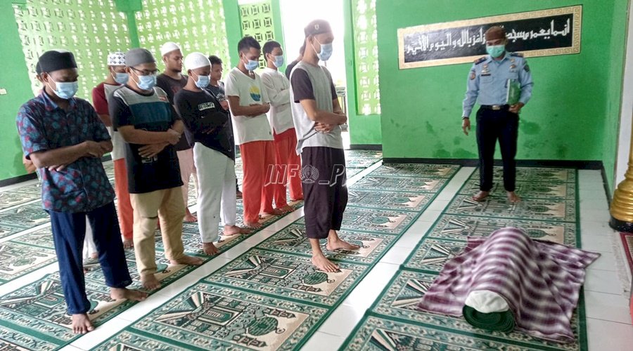 WBP Muslim di Rutan Ambon Belajar Cara Mandikan & Salatkan Jenazah