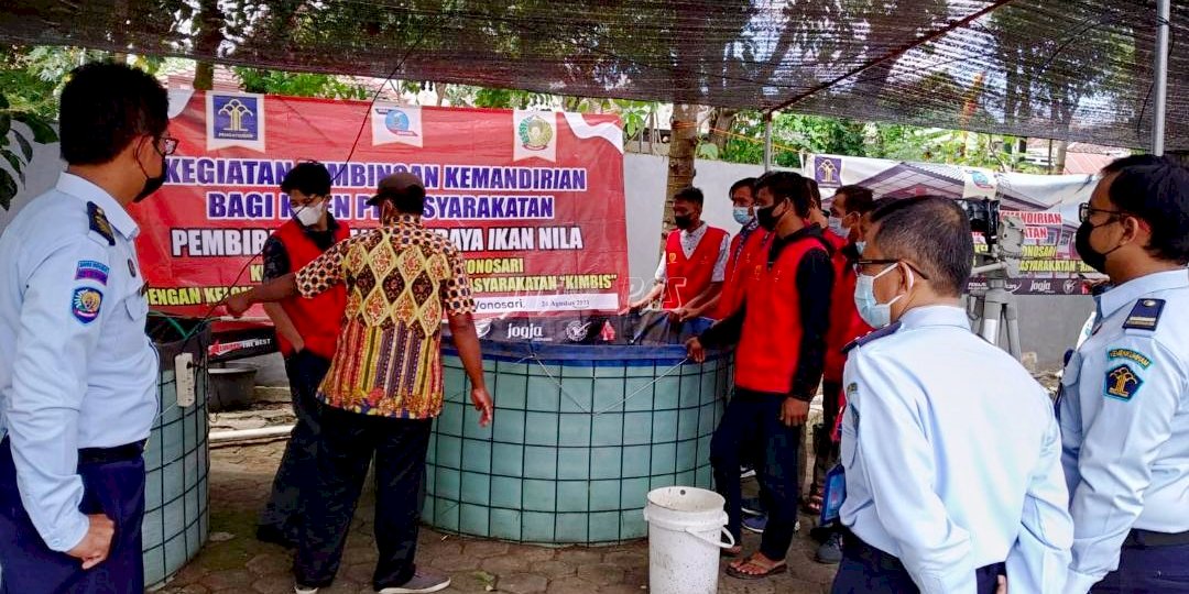 Gandeng Pokmas KIMBIs, Bapas Wonosari Gelar Bimbingan Kemandirian Budidaya Ikan Nila