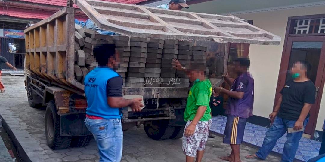 Pesan 2.000 Paving Blok Produksi Lapas Sampit, Konsumen Puas