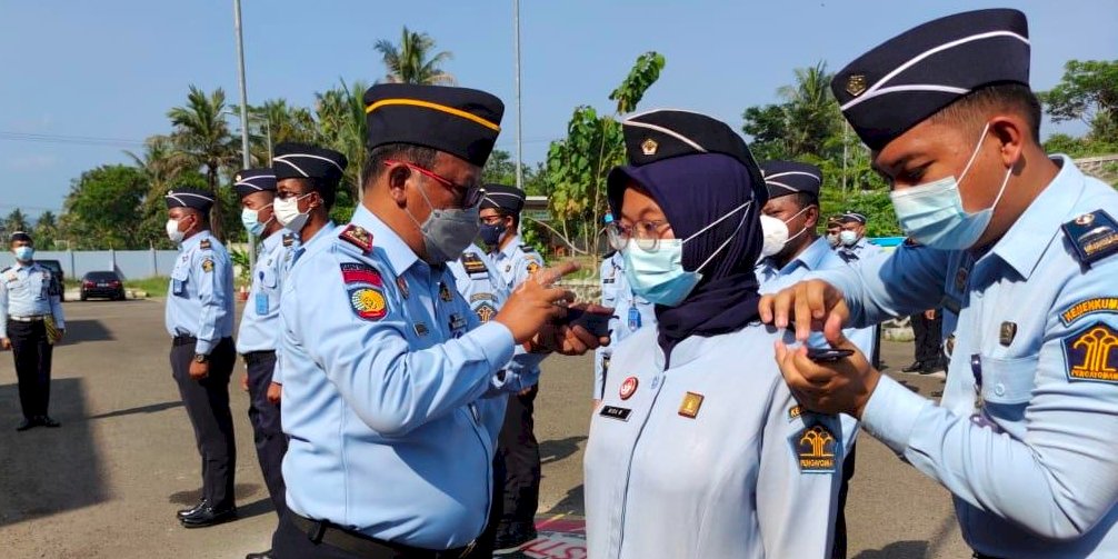 Puluhan Petugas Pemasyarakatan Dianugerahi Penghargaan