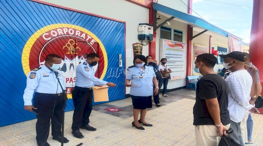 Jalani Asimilasi di Rumah, 2 WBP Rutan Ambon Hirup Udara Bebas