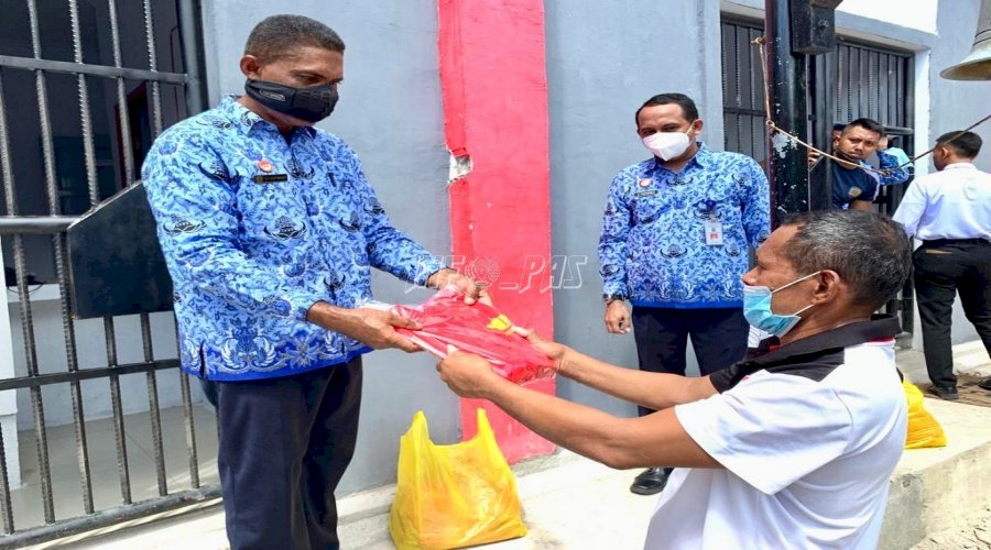 WBP Lapas Saparua Tampil Seragam dengan Kaos Baru