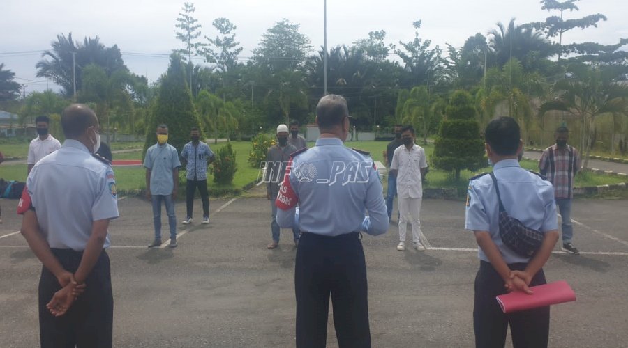 12 WBP Lapas Piru Jalani Program Asimilasi di Rumah