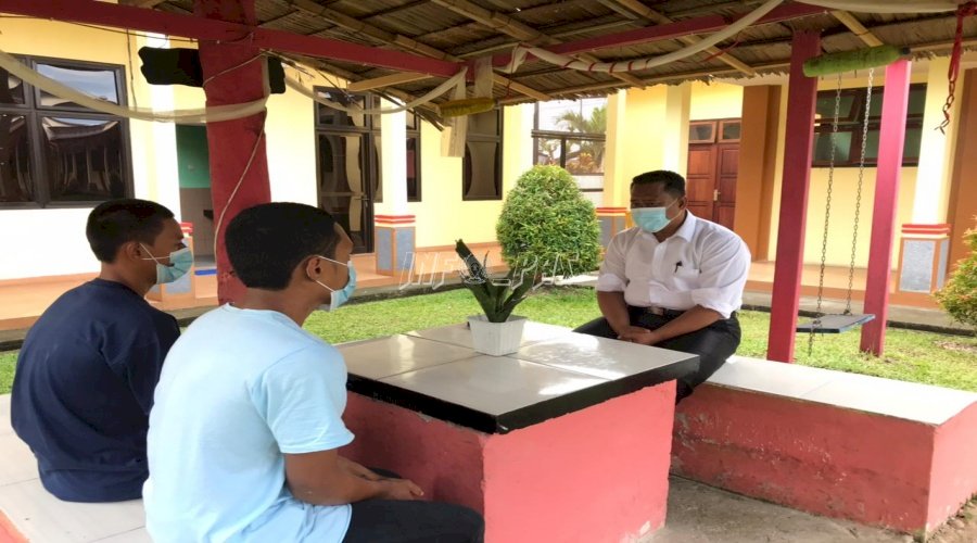 Sambangi LPKA Ambon, Plt. Kadivpas Maluku “PDKT” dengan Anak
