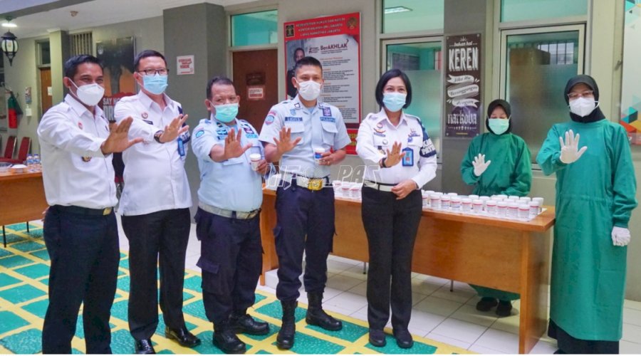 Sukseskan P4GN, Petugas LPN Jakarta Dites Urine