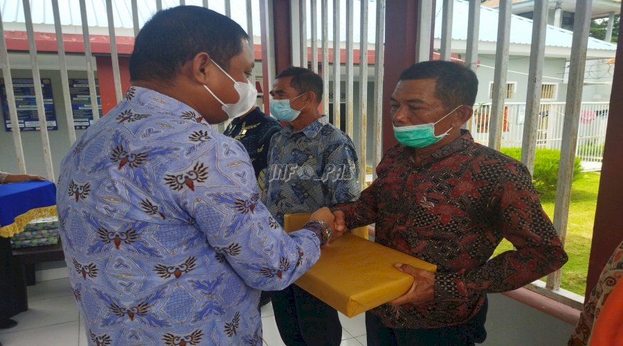 Karutan Sinjai Lepas 4 Orang Purnatugas & Pindah Tugas