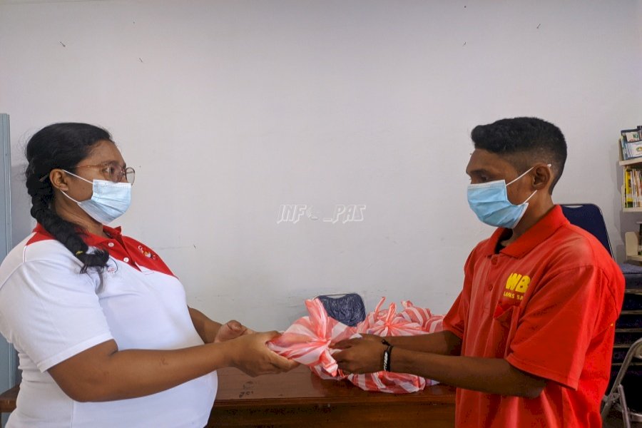 Pembagian Peralatan Mandi Penuhi Hak Kesehatan WBP Lapas Saparua