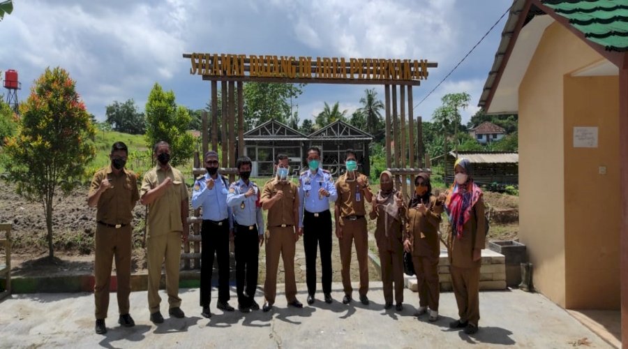 Lapas Rangkasbitung-Dinas Peternakan Lebak Tinjau Lokasi Kemandirian Peternakan