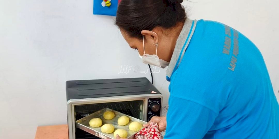 WBP Lapas Perempuan Ambon Produksi Roti di Balik Jeruji Besi