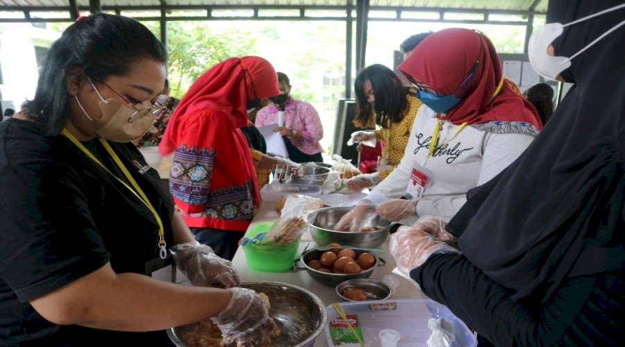 Tingkatkan Kewirausahaan, Klien Bapas Klaten Dapat Pelatihan Tata Boga