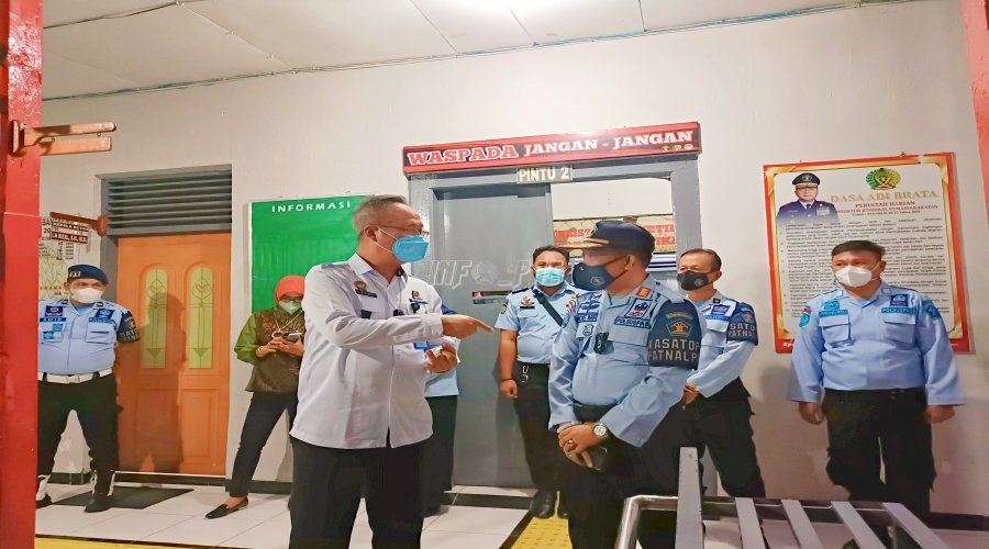 Tim ZI Rutan Bantaeng Tuai Pujian Direktur Pelayanan Tahanan & Pengelolaan Basan Baran 