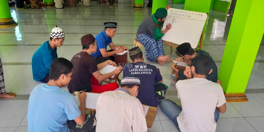 Awalnya Belajar, Kini Narapidana Lapas Sarolangun Jadi Guru Ngaji