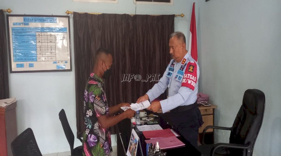 Terima Program PB, 1 WBP Lapas Piru Dipulangkan