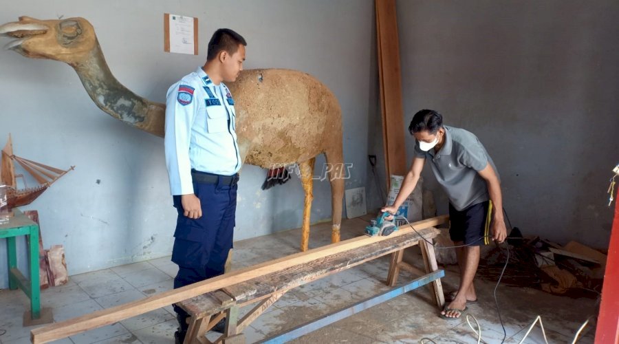 Rutan Masohi Dukung WBP Kembangkan Keahlian Mebeling