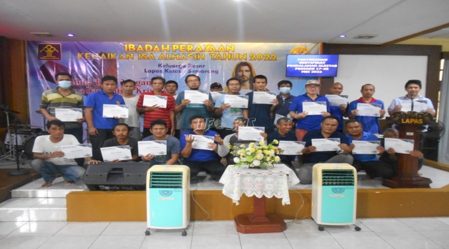 100 Narapidana Nasrani Lapas Semarang Ikuti Sekolah Pendalaman Alkitab