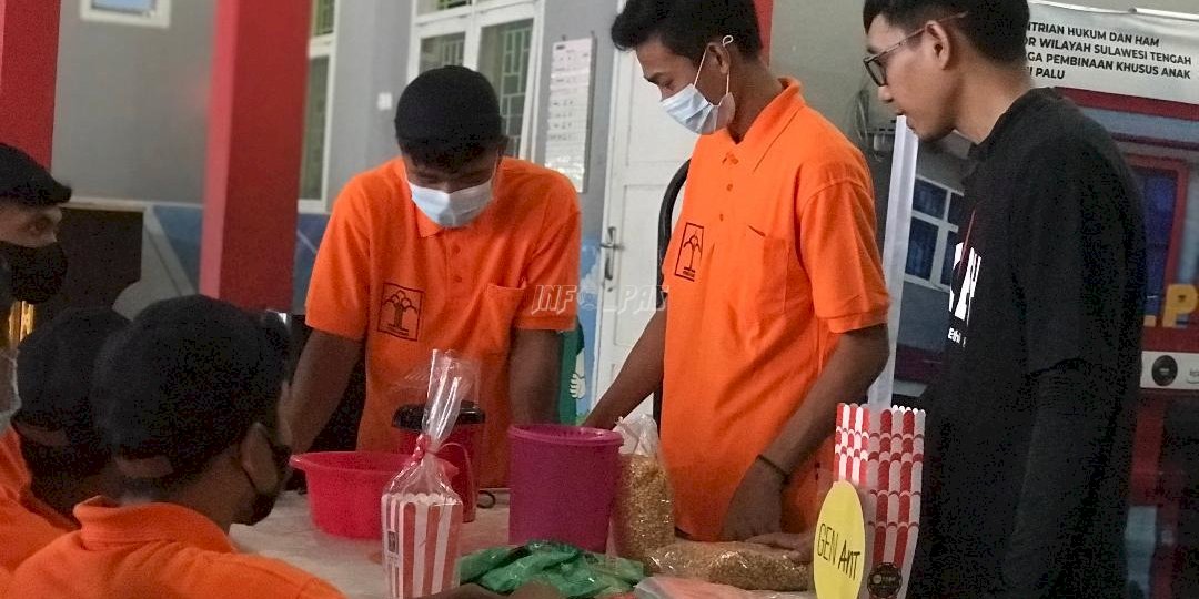 Anak LPKA Palu Nobar Sambil Nikmati Popcorn Hasil Pelatihan Tata Boga