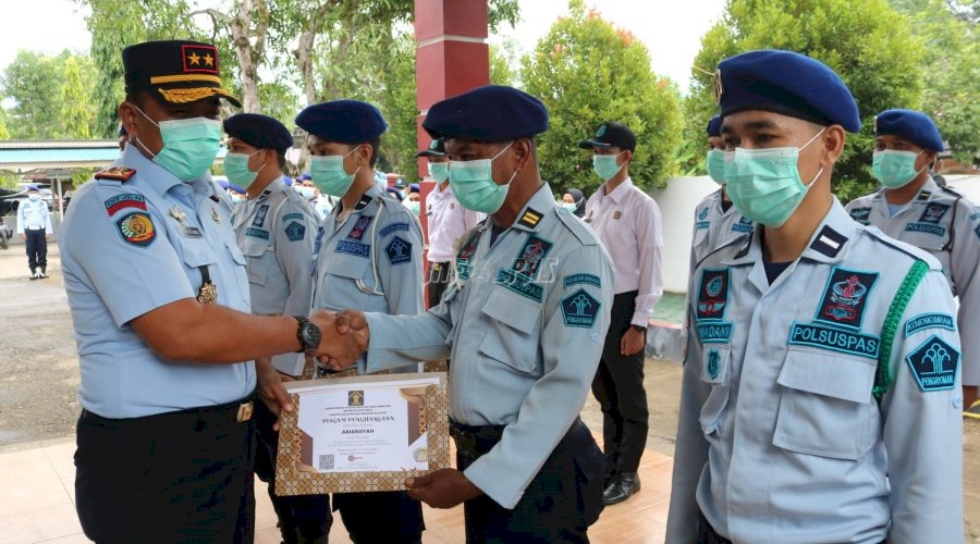 Bongkar Peredaran Gelap Narkoba, Petugas Rutan Rantau dan Polres Tapin Diberi Penghargaan