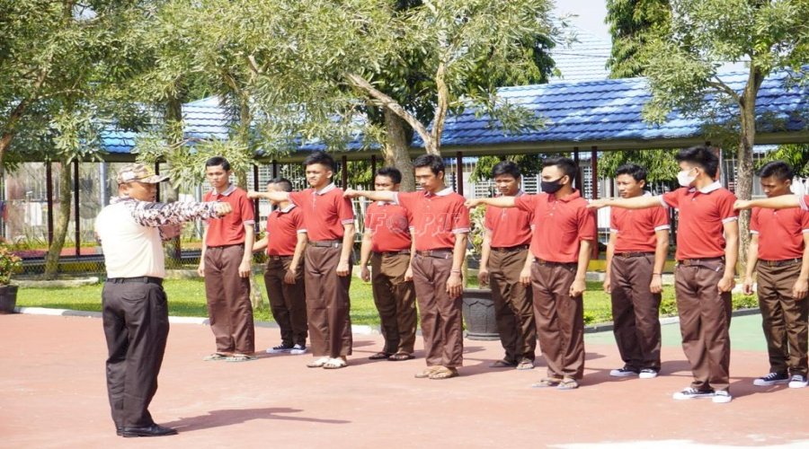 Latih Kepemimpinan, WBP Lapas Narkotika Karang Intan Dibekali Pembinaan Kepramukaan