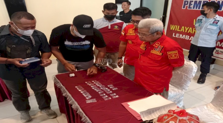 Petugas Lapas Kendari Gagalkan Penyelundupan 32 Paket Sabu ke Lapas