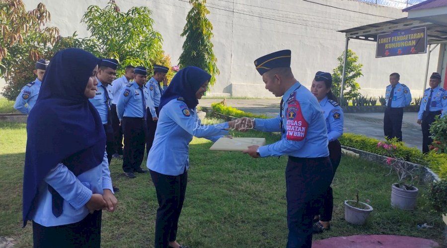 Momen Mengharukan, LPKA Palu Lepas Dua Petugas Terbaiknya Alih Tugas