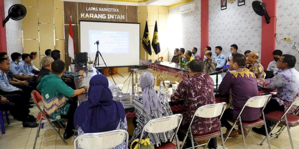 Petugas Lapas Narkotika Karang Intan Ikuti Penguatan Kedisplinan dari Biro Kepegawaian