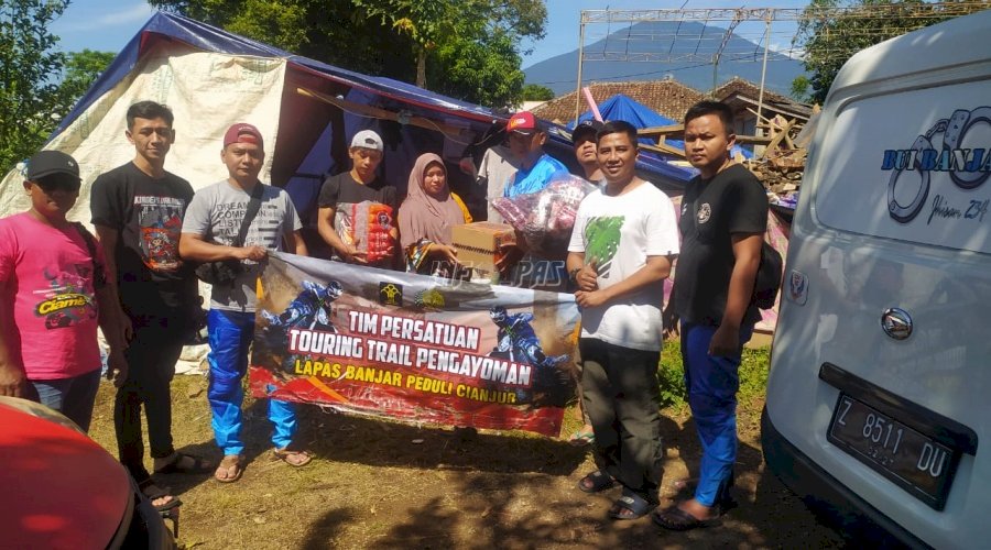 Petugas Lapas Banjar Terjun Langsung Distribusikan Bantuan ke Lokasi Gempa Cianjur