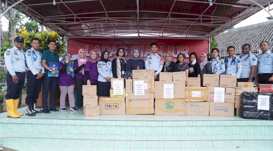 Lebih Sepekan Pascagempa, Ditjenpas Kembali Serahkan Bantuan Kemanusiaan di Lapas Cianjur