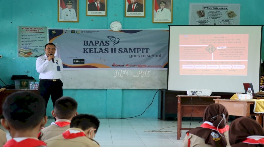 Bapas Sampit Goes to School Berlanjut, Kali Ini Sambangi SMP Negeri 1 Sampit