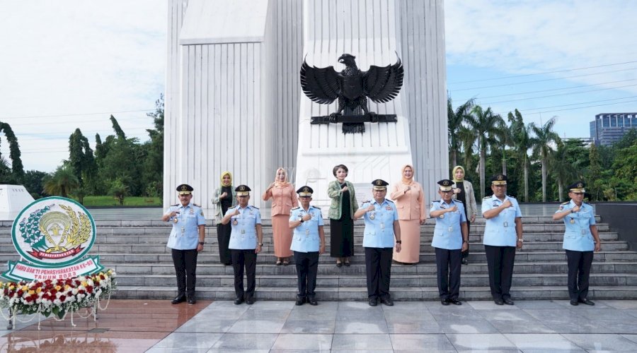 Beri Penghormatan, Dirjenpas Pimpin Upacara Tabur Bunga di Taman Makam Pahlawan