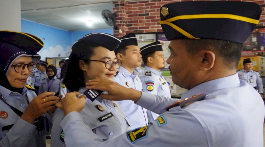 28 Petugas Lapas Narkotika Karang Intan Naik Pangkat