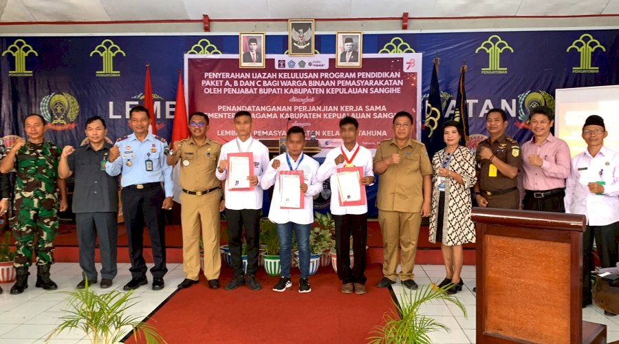 41 Warga Binaan Lapas Tahuna Terima Ijazah Pendidikan Kesetaraan Paket A, B, dan C