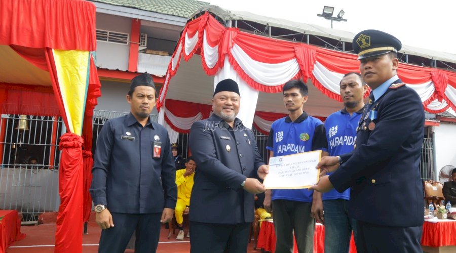 102 Warga Binaan Rutan Tanjung Redeb Terima KTP dari Disdukcapil Berau