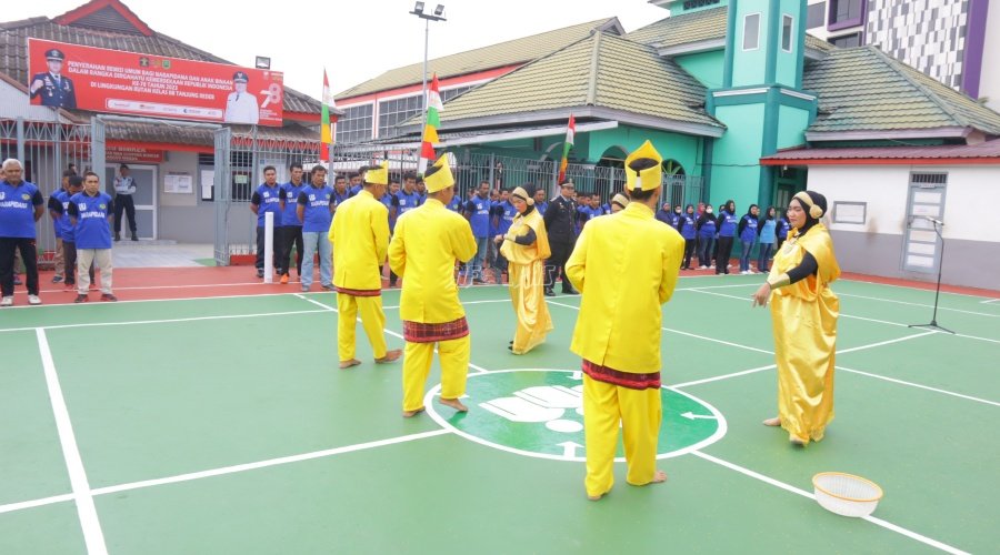 Penampilan Seni Warga Binaan Rutan Tanjung Redeb Pukau Wakil Bupati dan Forkopimda Berau