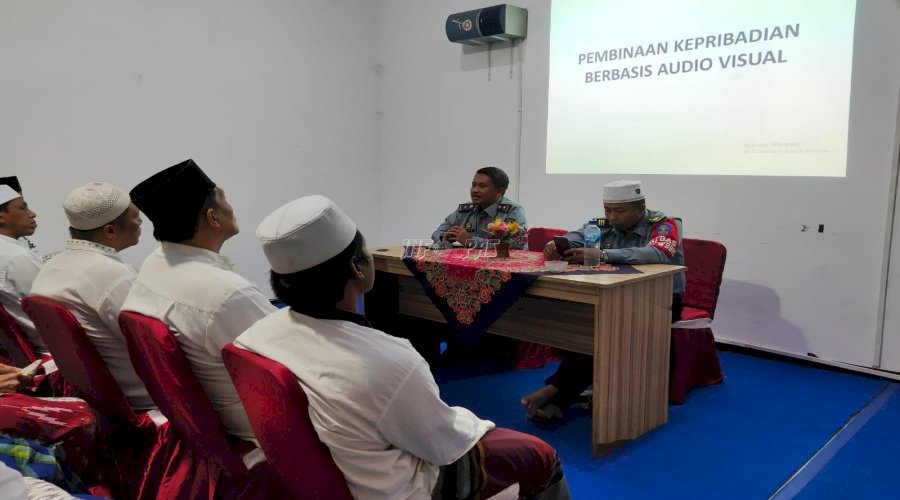 Nobar Kajian Islam Bersama Santri, Inovasi Pembinaan di Lapas Banyuwangi