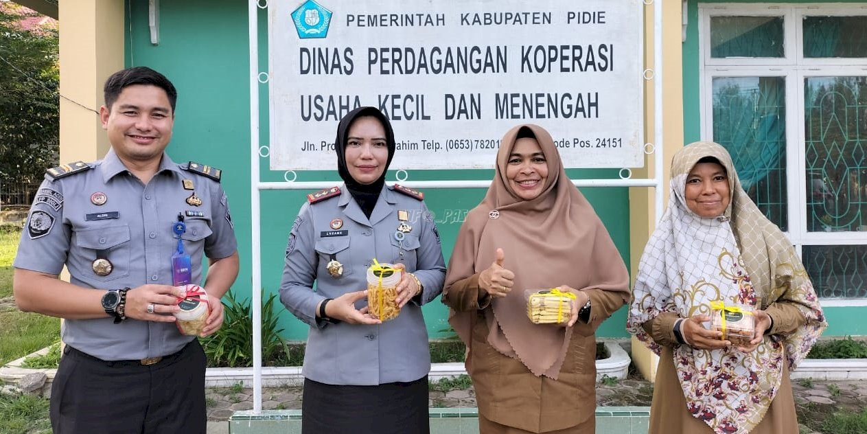 Lapas Perempuan Sigli Promosikan Karya Warga Binaan kepada DP3AKB dan Disperindagkop Kab. Pidie