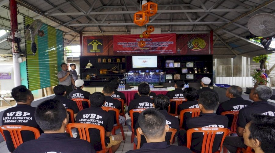 Lapas Narkotika Karang Intan Langsungkan Pelatihan Budidaya Ayam KUB