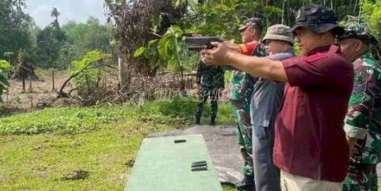 10 Orang Satgas Rutan Barabai Latihan Menembak Bersama Kodim 1002/HST