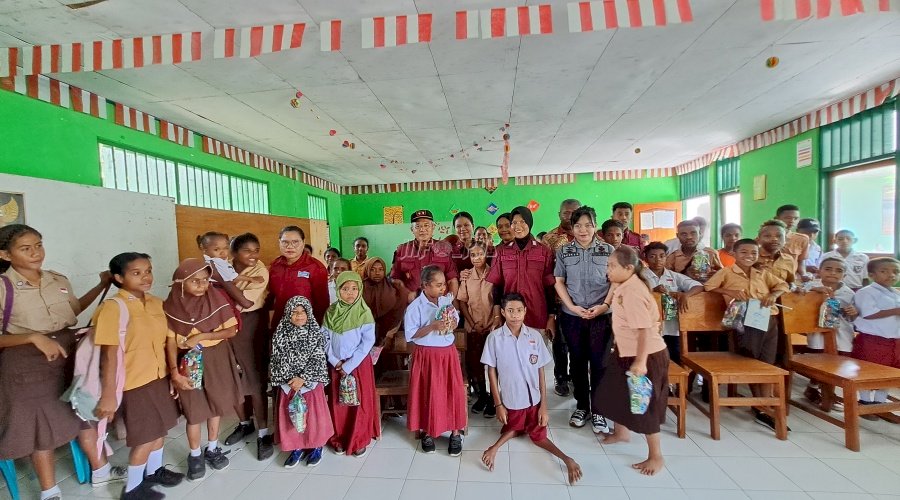 Lapas Kalabahi Berbagi Kasih dengan Siswa Disabilitas di SLBN Alor