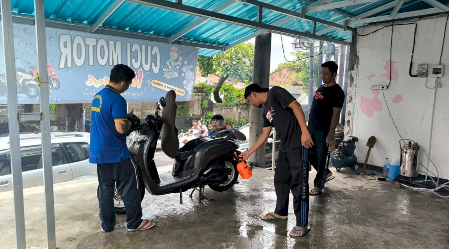 Vakum Selama Pandemi, Asimilasi Cuci Motor Lapas Tabanan Kembali Dibuka