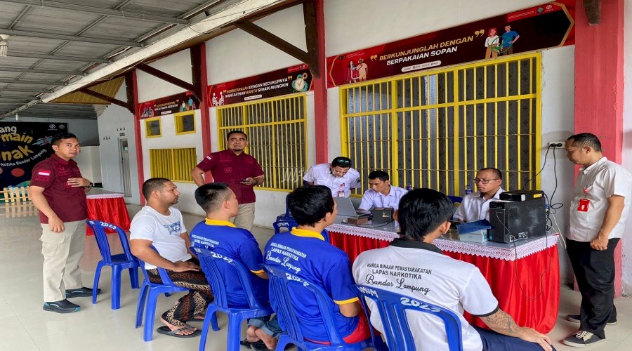 Lapas Narkotika Bandar Lampung Gandeng Disdukcapil Lamsel Lakukan Pendataan KTP-el Warga Binaan